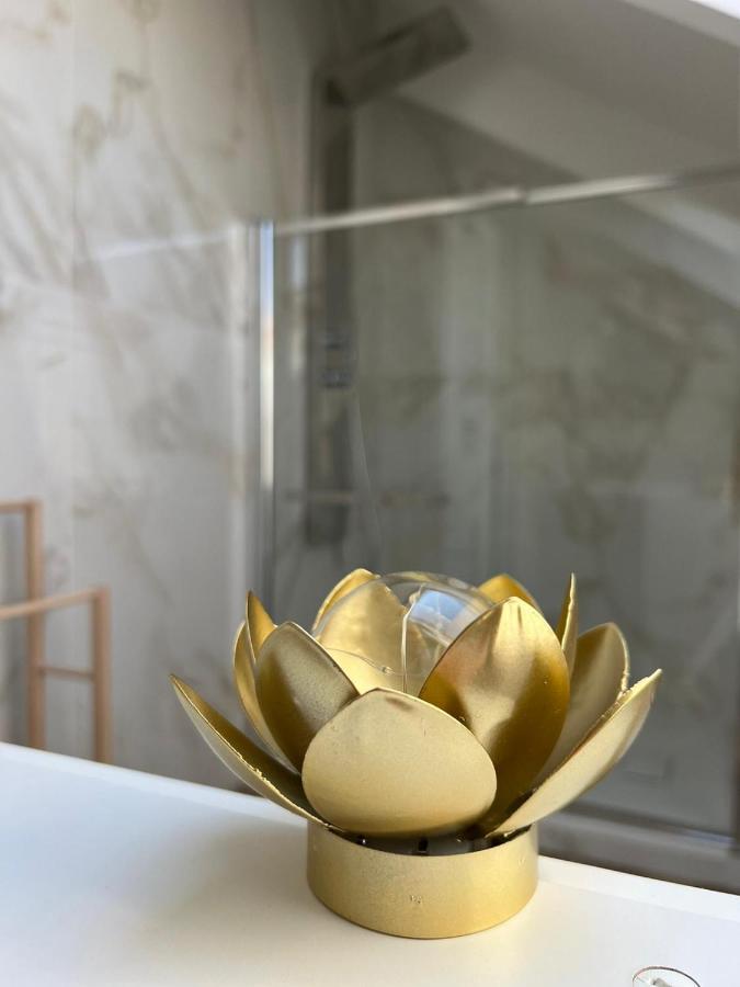 Fior Di Loto Suite - Lingotto Turin Bagian luar foto
